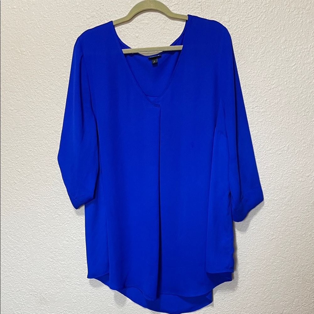 Torrid Women's Royal Blue Lightweight Blouse. Very Good Condition. Torrid Size 3